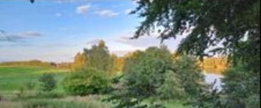 - Wohnmobilstellplatz In Der Mecklenburgischen Seenplatte Strom & Wasser Vor Ort *